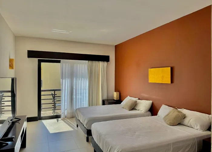 Hotel Aldea Thai