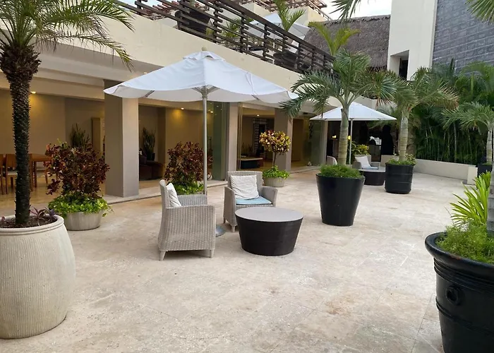 Aldea Thai Hotel 5*